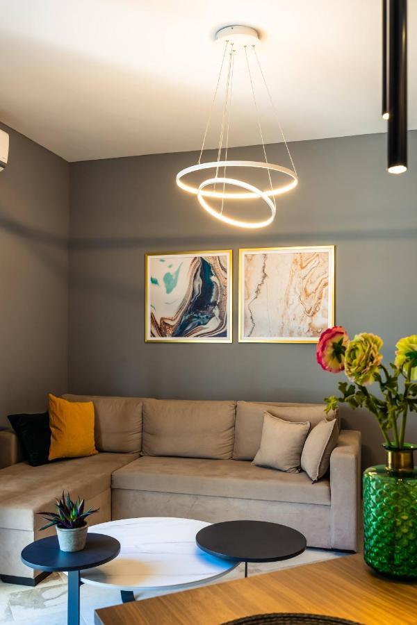 Cozy Modern Inside The Center Apartment Thessaloniki