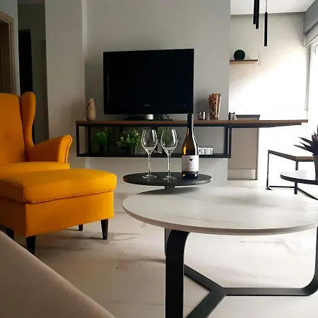 Cozy Modern Apartment Inside The City Center Thessaloniki Exterior foto